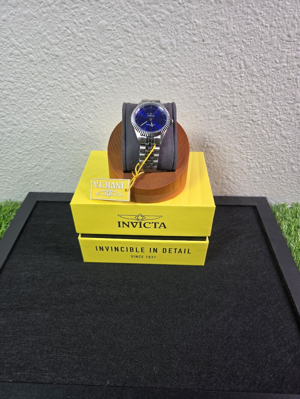 New Invicta Specialty Musenova Women's Watch - 36mm. Steel (29398)
